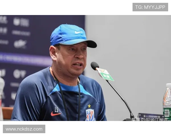 足球球队球星是否已经回信了球迷的热切期待与反响